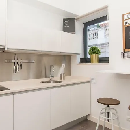 Stylish Caetanos Apartment Lissabon