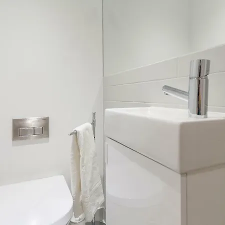 Apartment Stylish Caetanos Lisbon
